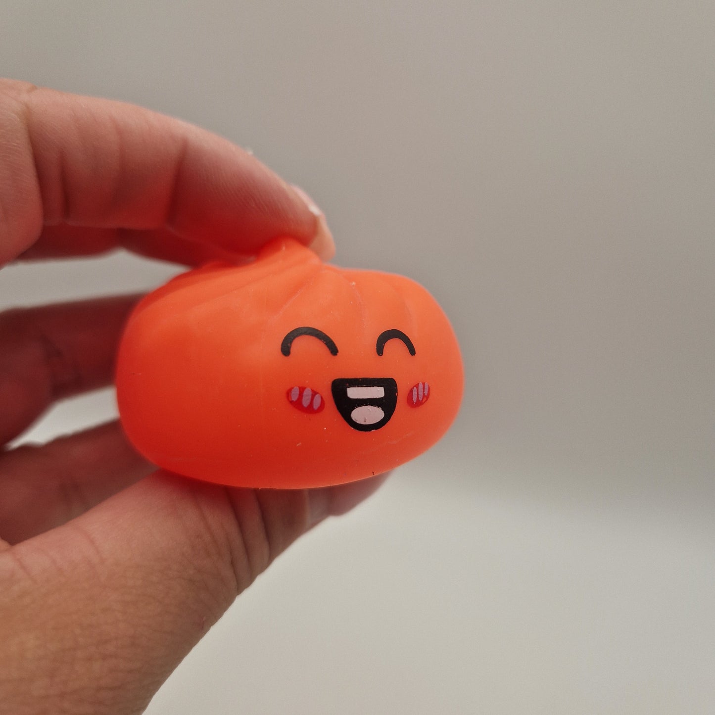 Kawaii neon squishy bao bun