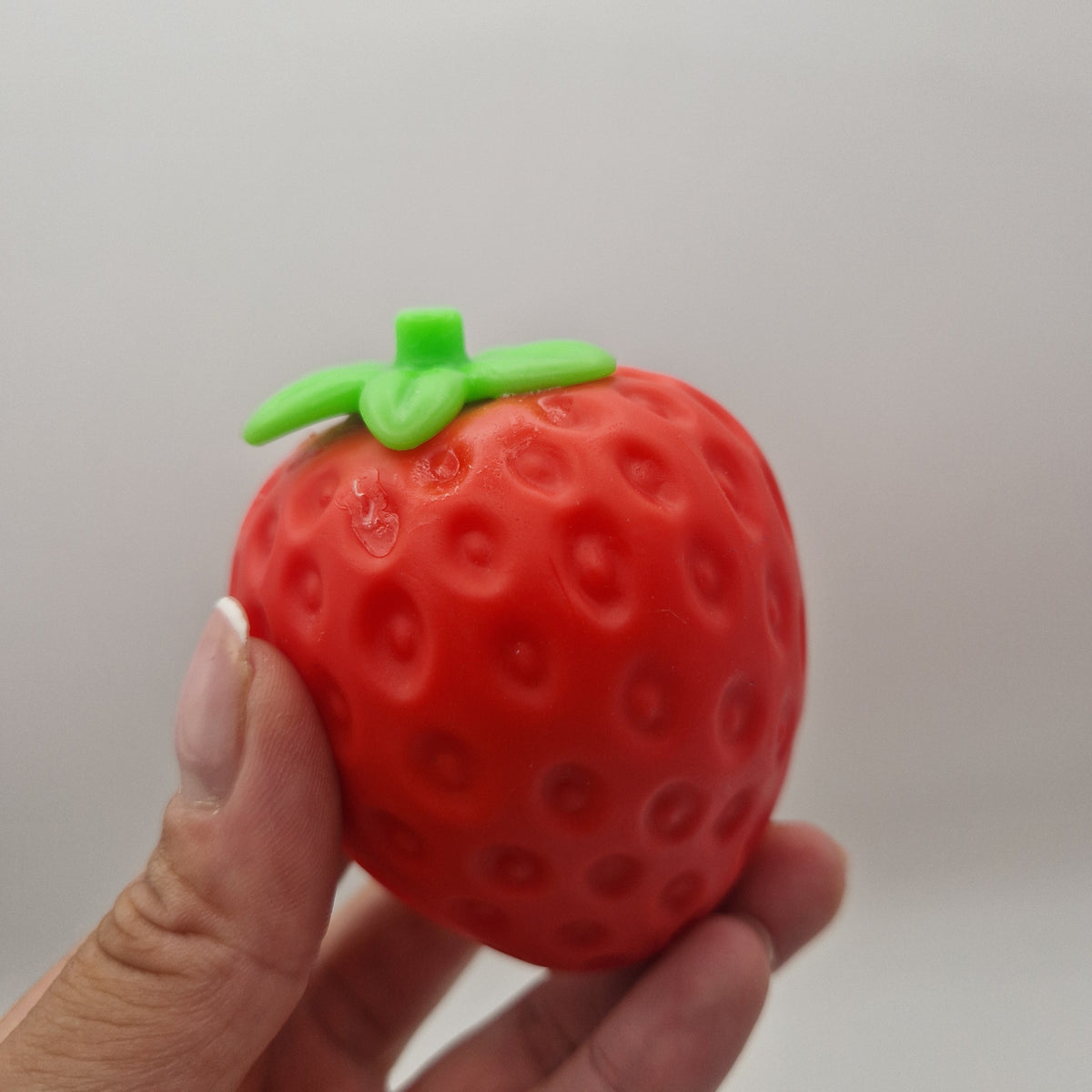 Crunchy ASMR fruit squishy