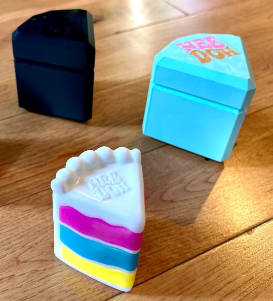 3d printed piece of cake case