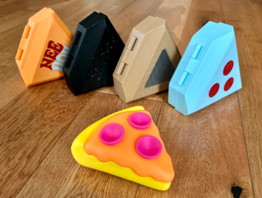 3D printed pizza slice case